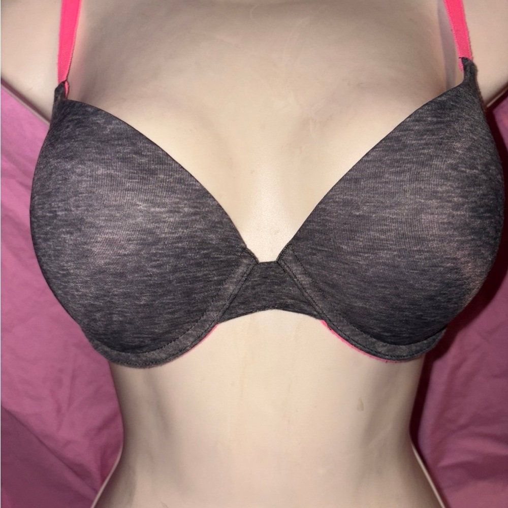 Victoria’s Secret bra